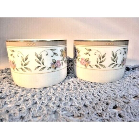 Farberware BELLINI 2pc Porcelain Tea Coffee Cups 22K Gold Band Vintage 1980s - Picture 3 of 7